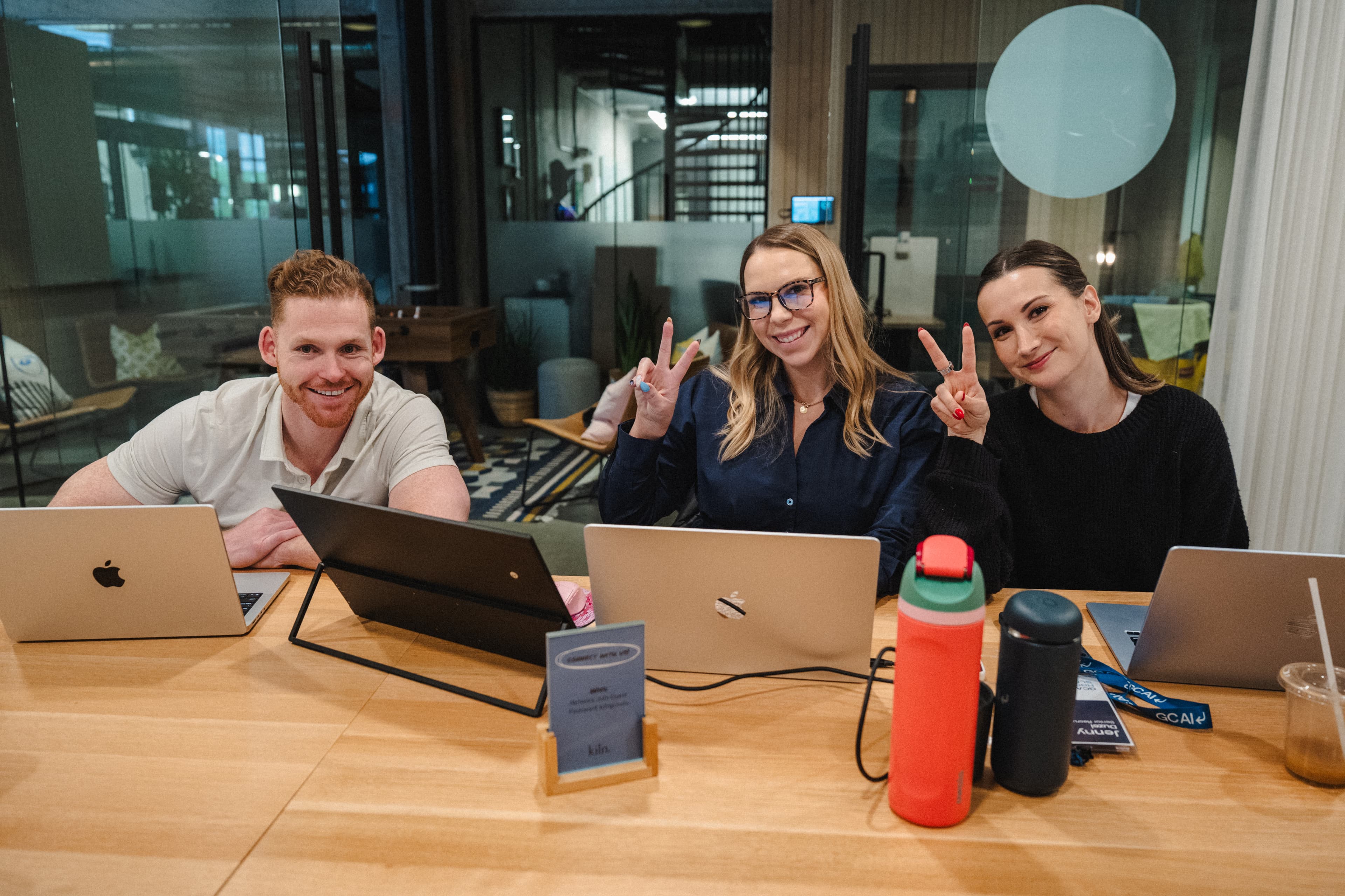 GC AI teammates working together at a table
